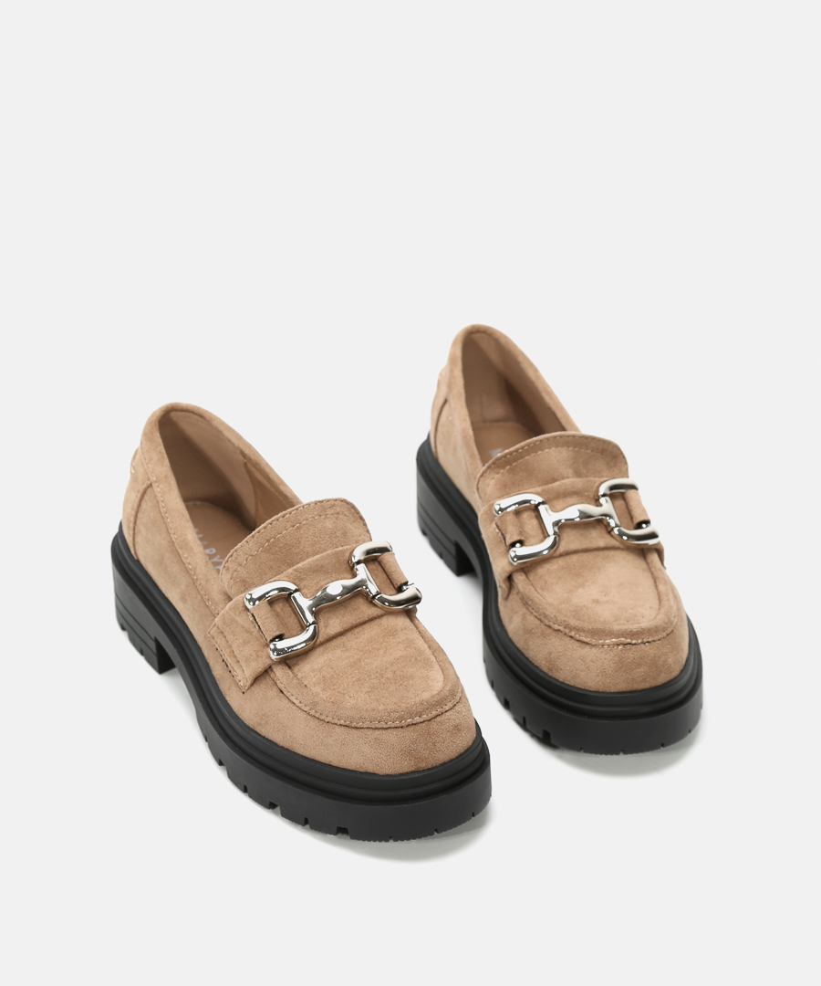 Mocasines detalle cadena image number null